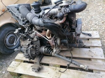 Motor 1.9  TDI i s převodovkou  s Vw golf4 - 4