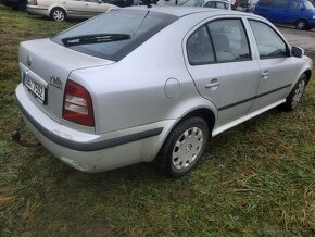 skoda octavia 1.6i 75kw rv2002 - 4