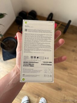 iPhone 16 pro 128gb Desert Titanium - 4