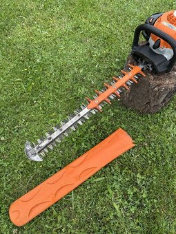Plotostřih STIHL Hs82R - 4