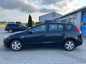 Hyundai i30 1.6 CRDI 85kW - 4