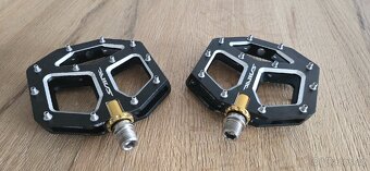 Pedály Shimano SAINT PD-M828 - 4