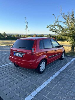 Ford Fiesta - 4