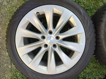 Tesla disky originál - top stav + zimni pneu 245 45 R19 - 4