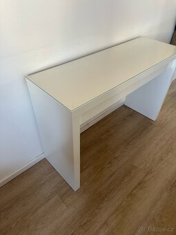 IKEA Malm bílý psací stůl / toaletní stolek - 4