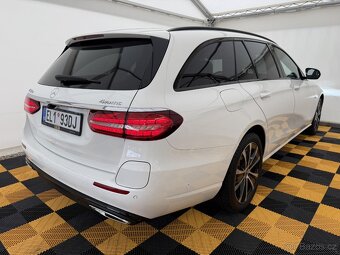 Mercedes-Benz Třídy E, 300de 9G DPH PLUG-IN 4X4 1-MAJ - 4