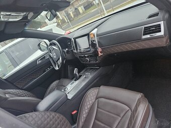 SsangYong Rexton - 4