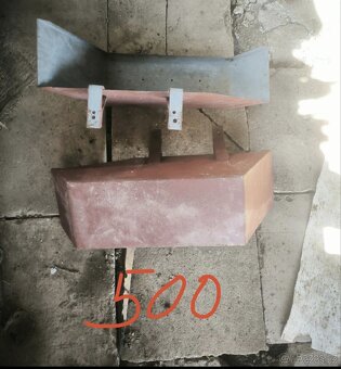 Díly na traktor - 4