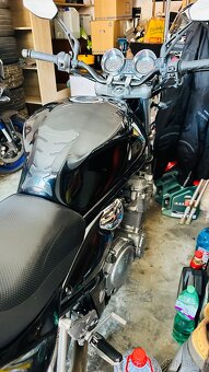 Suzuki Bandit GSF600 - 4