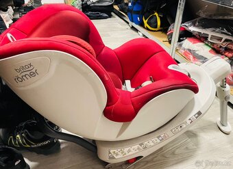 Otočná autosedačka BRITAX RÖMER s ISOFIX - HEZKÁ - 4