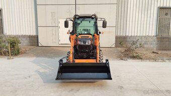 Traktor TIGER 704 - 4