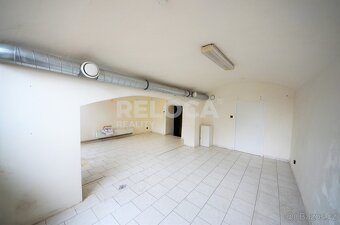 Obchodní prostor, obchod 86m2, vnitroblok 50m2, Praha 5, Smí - 4