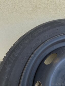 Plechové disky 4x108 15 s letním pneu 185/65 R15 - 4