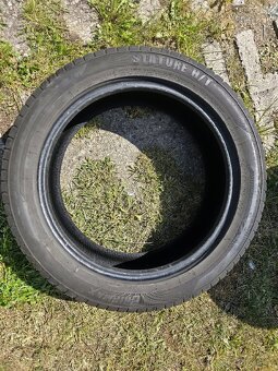 245/50R20 - 4