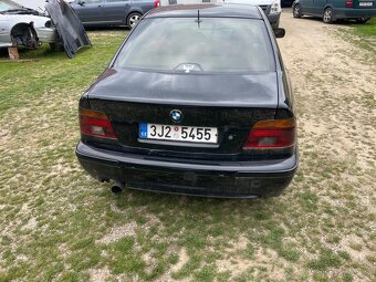 BMW E39 530d manuál - 4