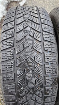 Zimní pneumatiky GoodYear 225/60R18 - 4
