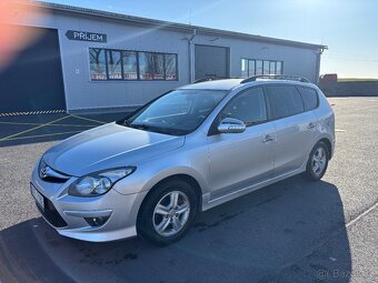 Hyundai I30 1.4 16V 80 KW - spolehlivý parťák na cesty - 4