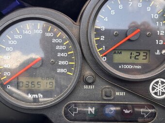 Yamaha Fazer 1000 exup - 4