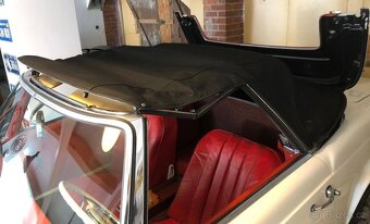 Mercedes-Benz 230 SL Pagoda - 4