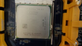 Biostar TF7050-M2 Ver:5.0 Motherboard w/ Athlon 64 X2 - 4