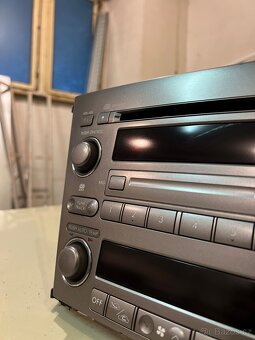 Rádio Subaru Legacy 4 - 4