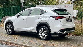 Lexus NX300h Hybrid m.2021 Perleť Navi Kamera Automat CVT - 4