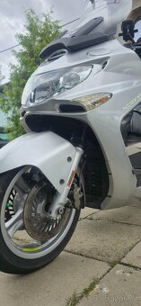 KYMCO 500 Xciting SLEVA - 4