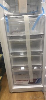 Velký nový šuplíkový mazák mraznička - 4