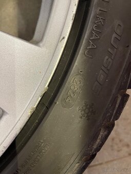 Zimní alu 225/40R19 - 4