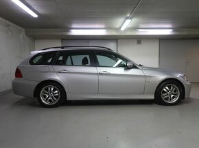 BMW ŘADA 3 320d - 4