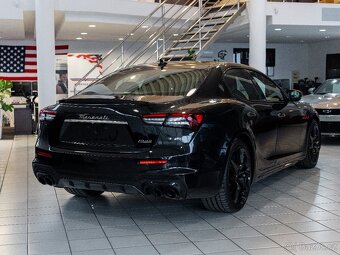 Maserati Ghibli Trofeo - 4