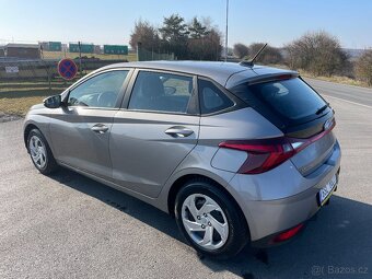 Hyundai I20, 1.2i, 22600km, rok 2023 - 4