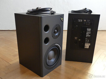 Aktivní studiové monitory + audio kabely - 4