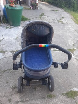 Kočárek 2 kombinace super stav - 4