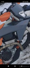 KTM exc 2024-2025 kryty nádrže - 4