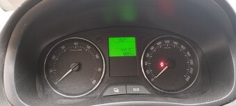 Škoda Fábia 1,4 Kombi 63 kW, 45.000 km - 4