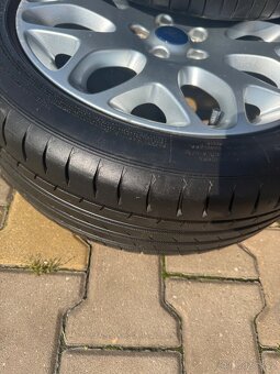 Litá kola 17” Ford s letními pneumatikami - 4