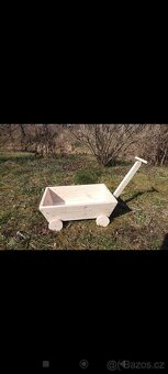 Bytové a zahradní doplňky - 4
