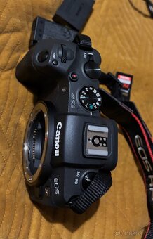 Canon EOS RP + RF 24-105 mm (včetně všeho, co je v popisu) - 4