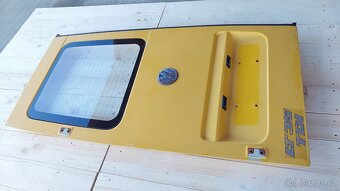 VW LT35 – DVEŘE LEVÉ ZADNÍ ŽLUTÁ - 4