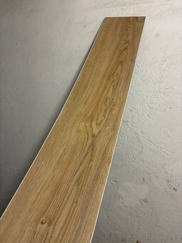 Rok použitá Vinylová podlaha. - 4