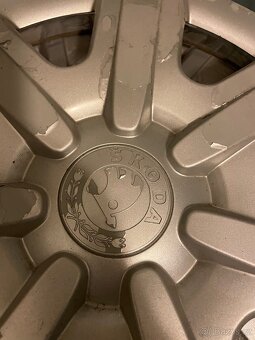 Pneu 165/70/14 Fabia - 4