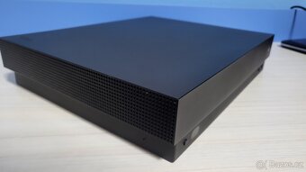 Xbox One X 1TB - 4