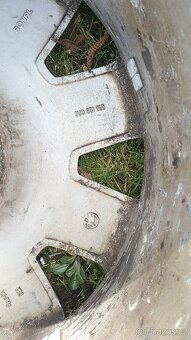 Originál ALU disk 17"  Škoda - 4