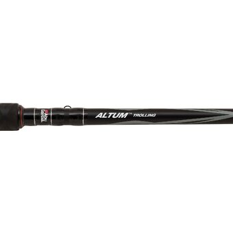 13 FISHING FATE V3 SPIN + ABU GARCIA - 4