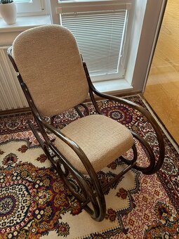 Rustikální houpací křeslo značky Ton (Bystřice pod Hostýnem) - 4
