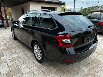 Škoda Octavia combi 1.5 TSI - 4