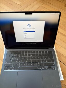 Prodám MacBook AIR 13,6 M2/16GB/512GB - 4