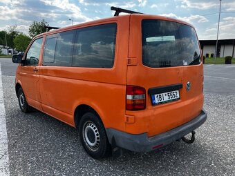 VW Transporter 2,5TDI 96kW 9 míst tažné výhřev - 4