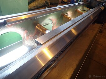 Soustruh hrotový SUS 80 H/5000 - 4